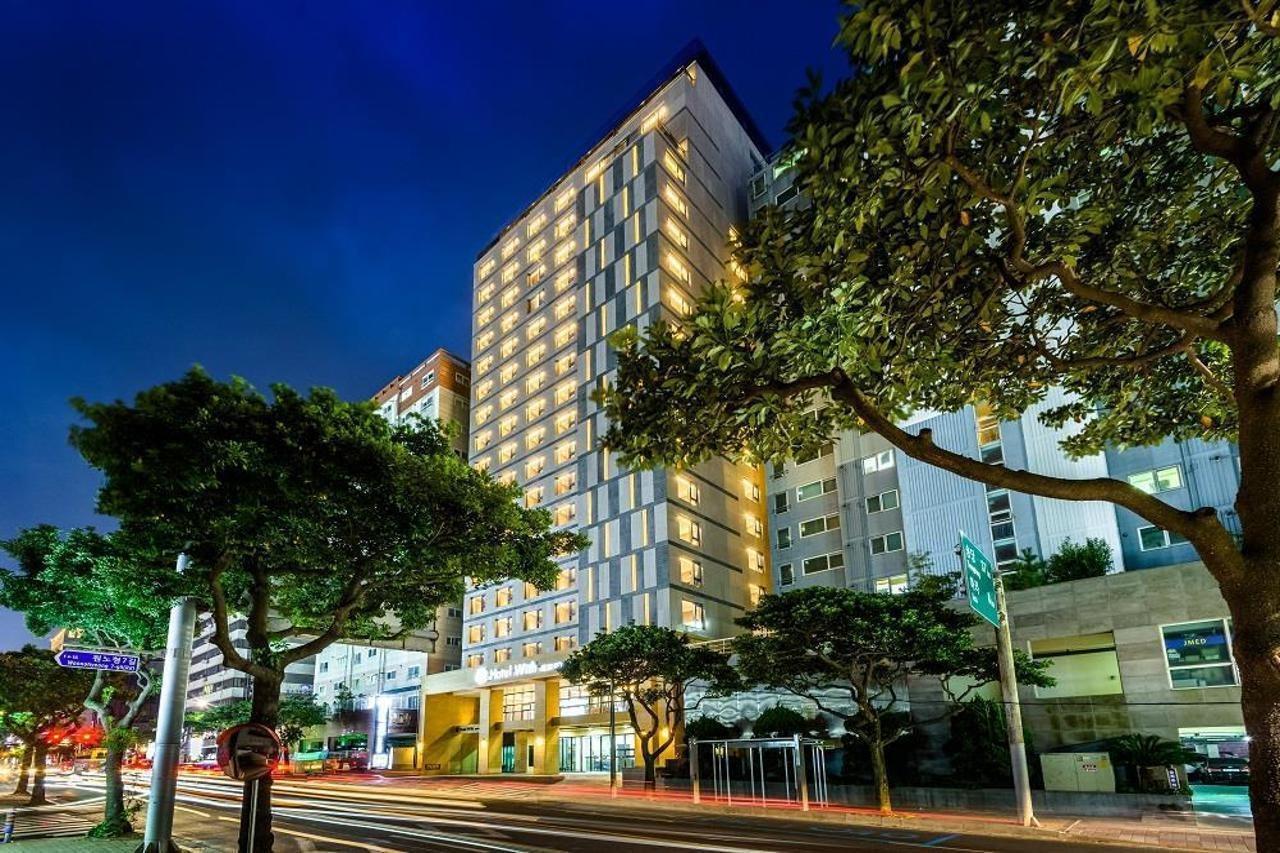 With City Hotel Чечжу Екстер'єр фото